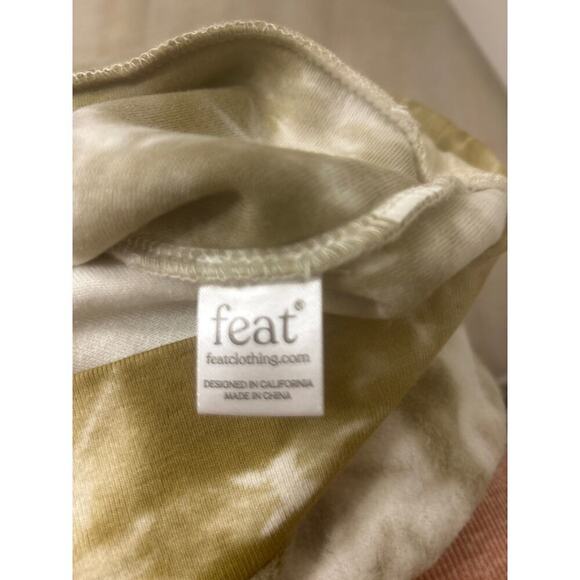 FEAT NWT Latte Tie Dye  Blanket Blend Crew Neck Sweatshirt Size Large - Picture 11 of 13